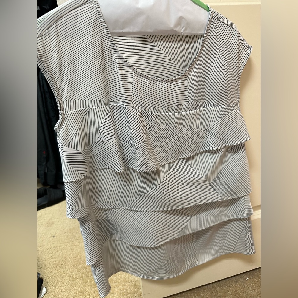 LOFT White sleeveless blouse with black stripes